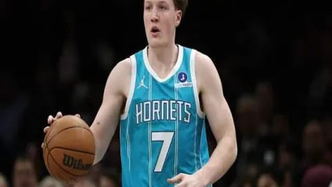 布赖顿与曼城握手言和，马尔穆什远射建功，哈兰德点球命中