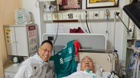 国足败北，球迷指责伊万三宗罪，黄政宇操作失误显迟钝，王大雷状态低迷！